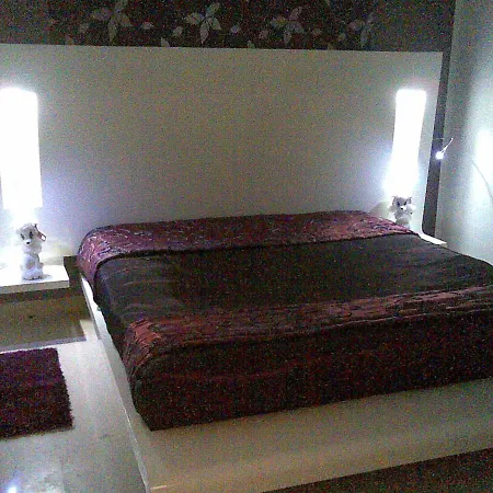 Happy House Ennasr Apartment Ariana Exterior photo