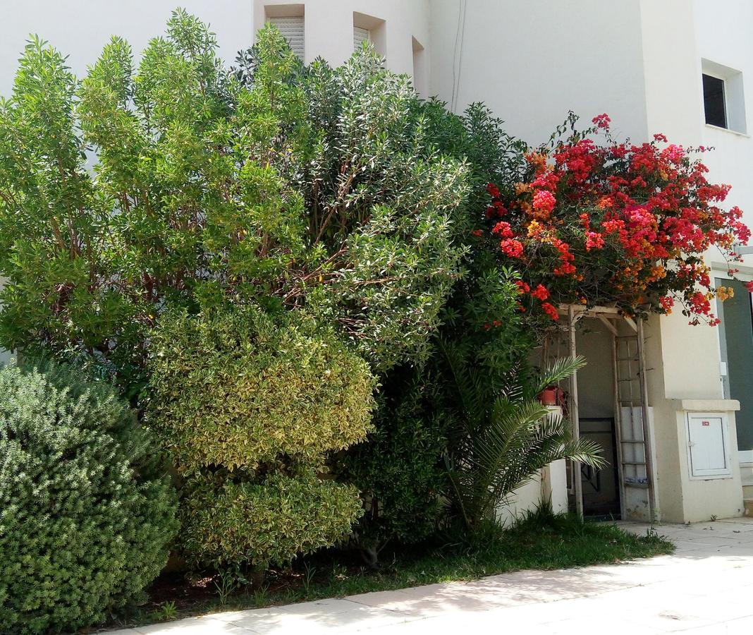 Happy House Ennasr